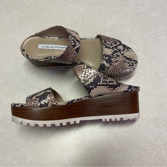 Diane Von Furstenberg Snake Print Sandals - Picture 6 of 9
